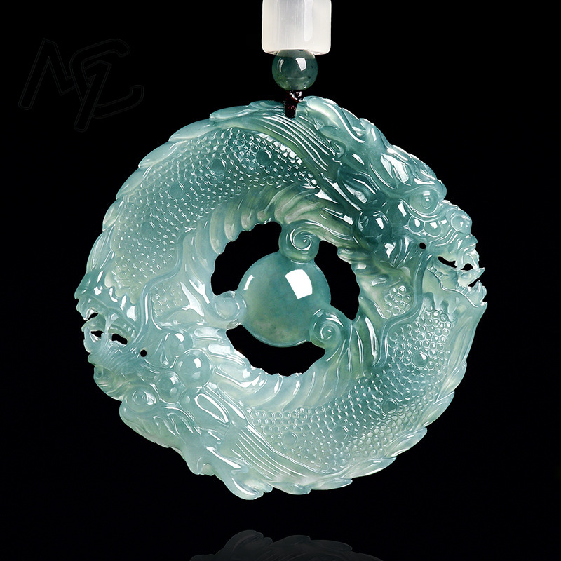 Colar com Pingente de Jade Nat - Jewelry & Watches Sp Zo O avaliação e preço