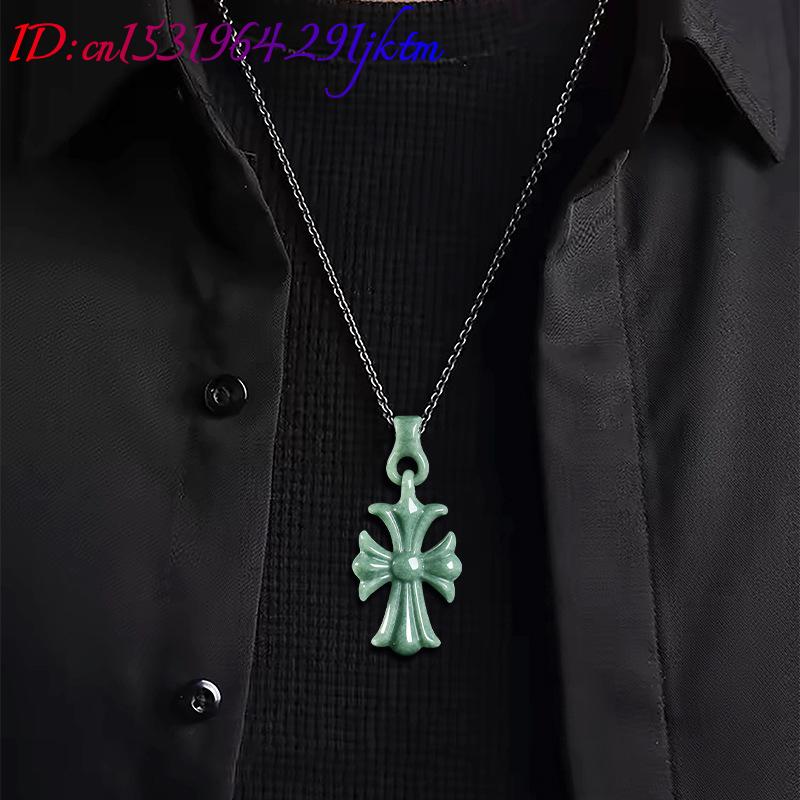 Colar com Pingente de Cruz em  - Jewelry & Watches Sp Zo O avaliação e preço
